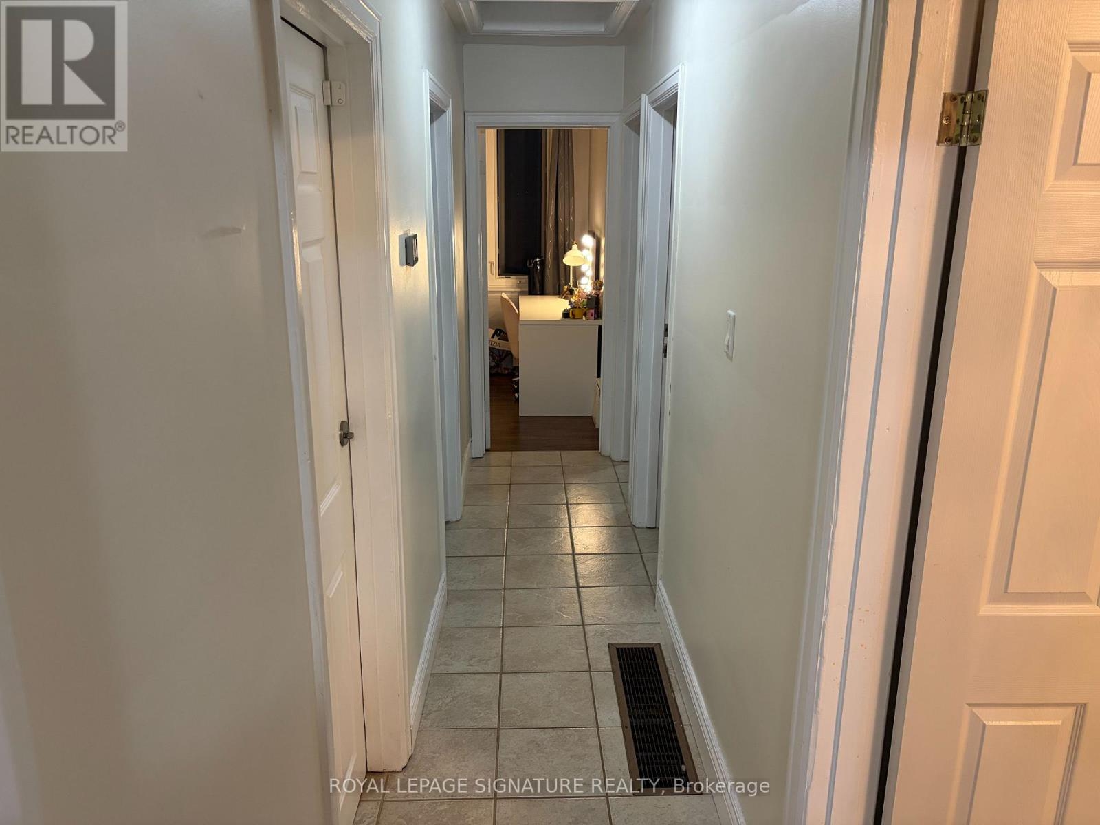 69 Glenmount Avenue, Hamilton, Ontario  L8S 2L3 - Photo 19 - X12894528