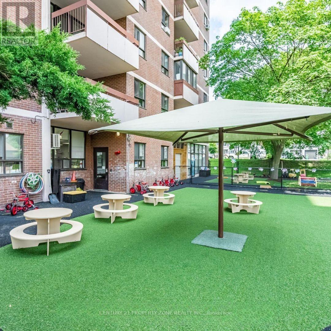 1021 - 1625 Bloor Street, Mississauga, Ontario  L4X 1S3 - Photo 2 - W12893556