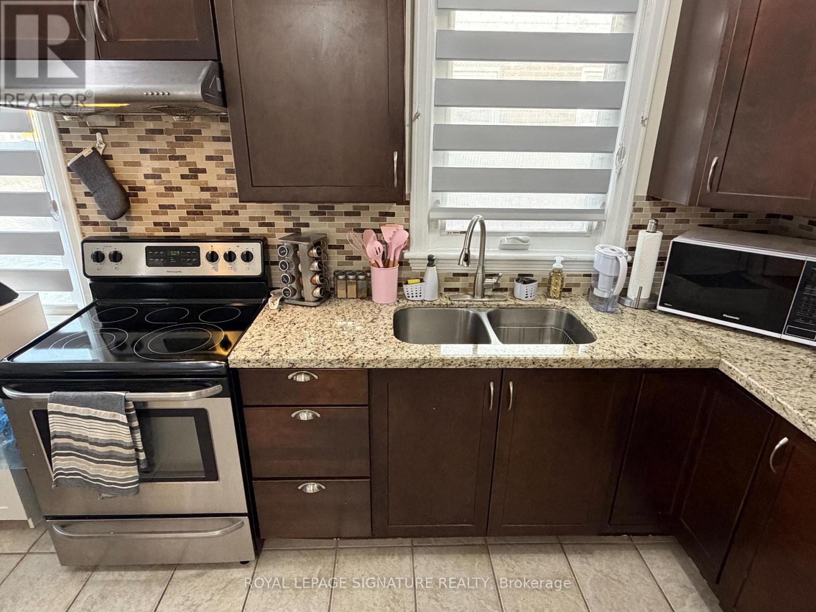 69 Glenmount Avenue, Hamilton, Ontario  L8S 2L3 - Photo 6 - X12894528