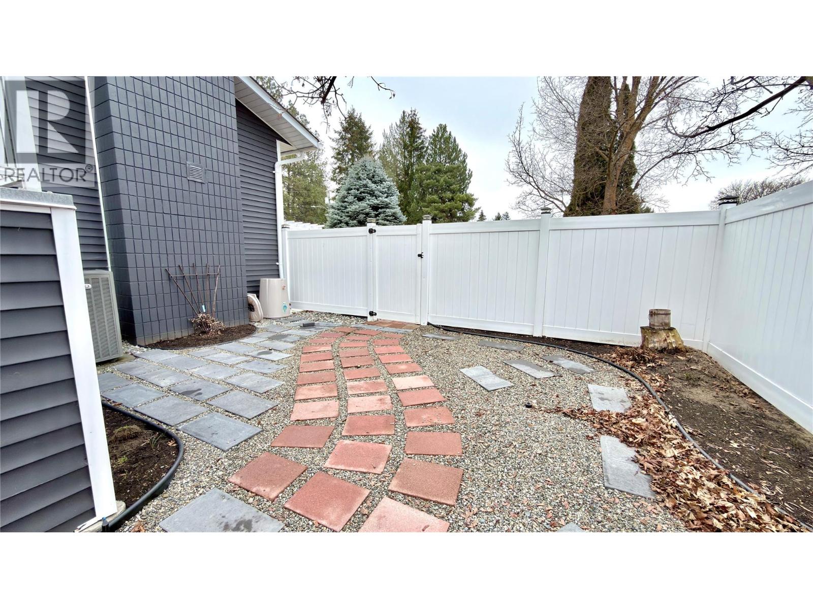 461 Eighth Avenue, Midway, British Columbia  V0H 1M0 - Photo 17 - 10379900