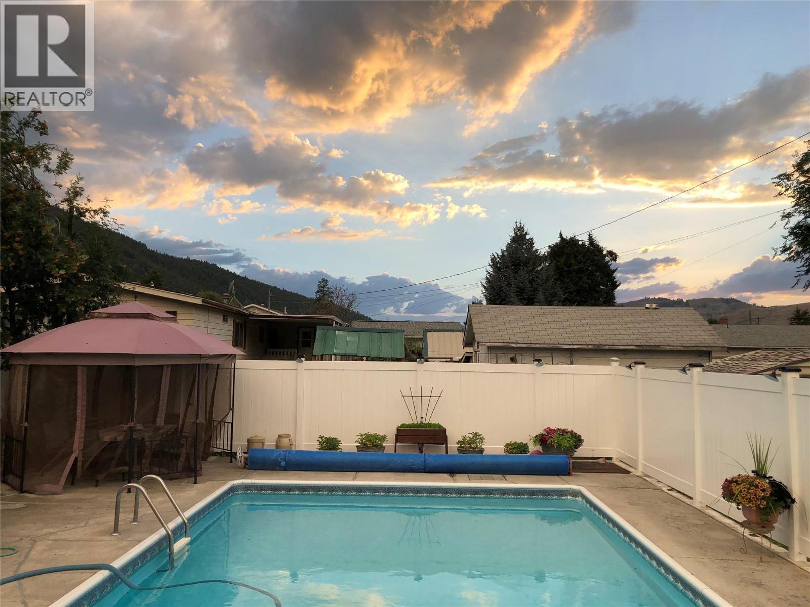 461 Eighth Avenue, Midway, British Columbia  V0H 1M0 - Photo 21 - 10379900