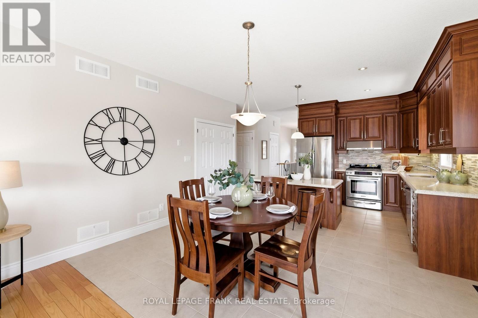 51 Nathan Avenue, Whitby, Ontario  L1M 0K2 - Photo 10 - E12896358