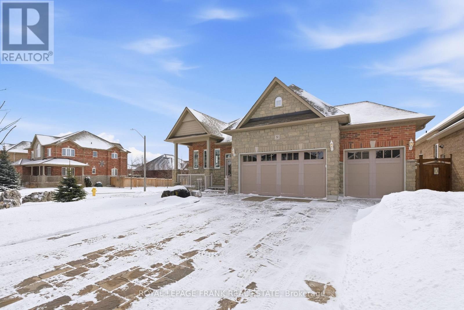 51 Nathan Avenue, Whitby, Ontario  L1M 0K2 - Photo 3 - E12896358