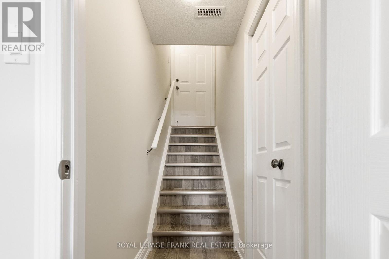 51 Nathan Avenue, Whitby, Ontario  L1M 0K2 - Photo 35 - E12896358