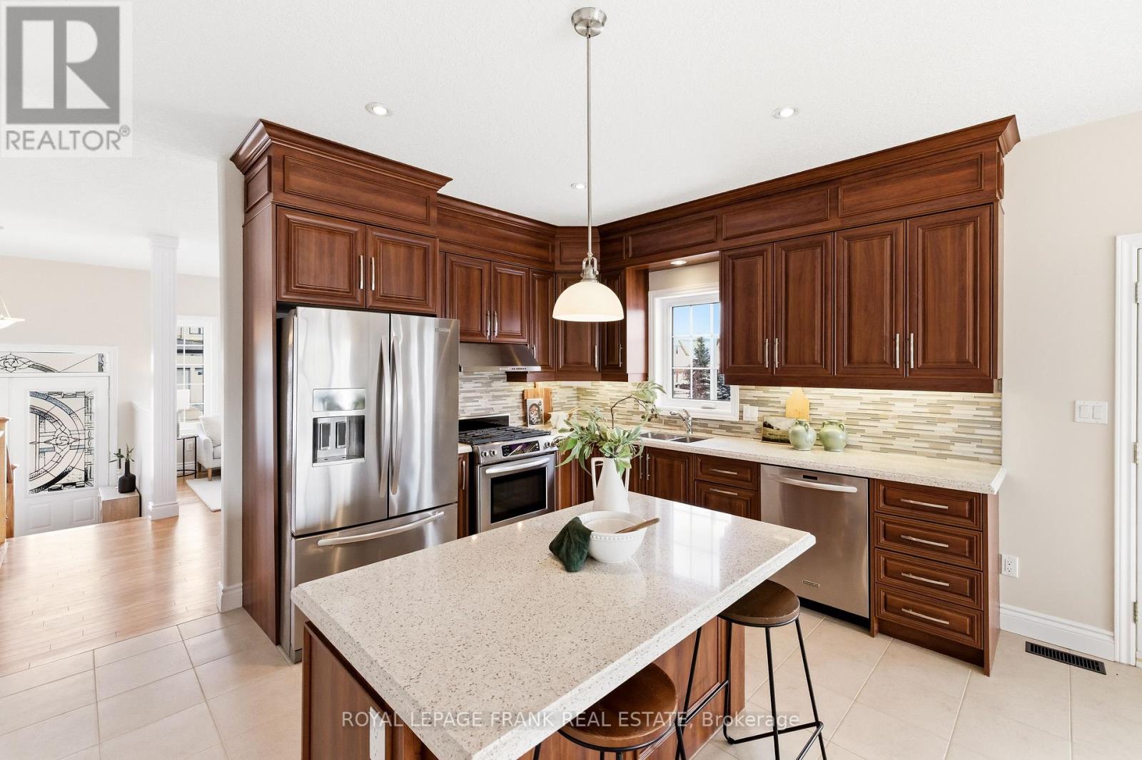 51 Nathan Avenue, Whitby, Ontario  L1M 0K2 - Photo 8 - E12896358