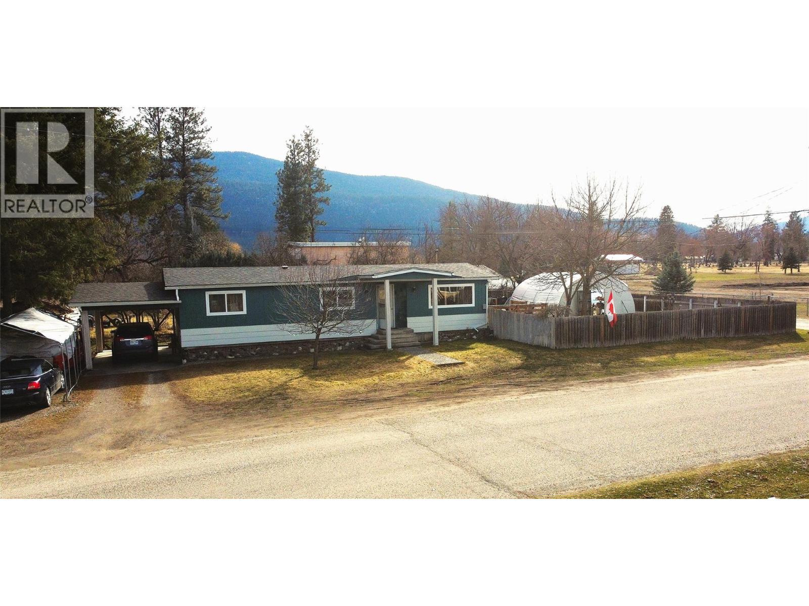 1332 66th Street, Grand Forks, British Columbia