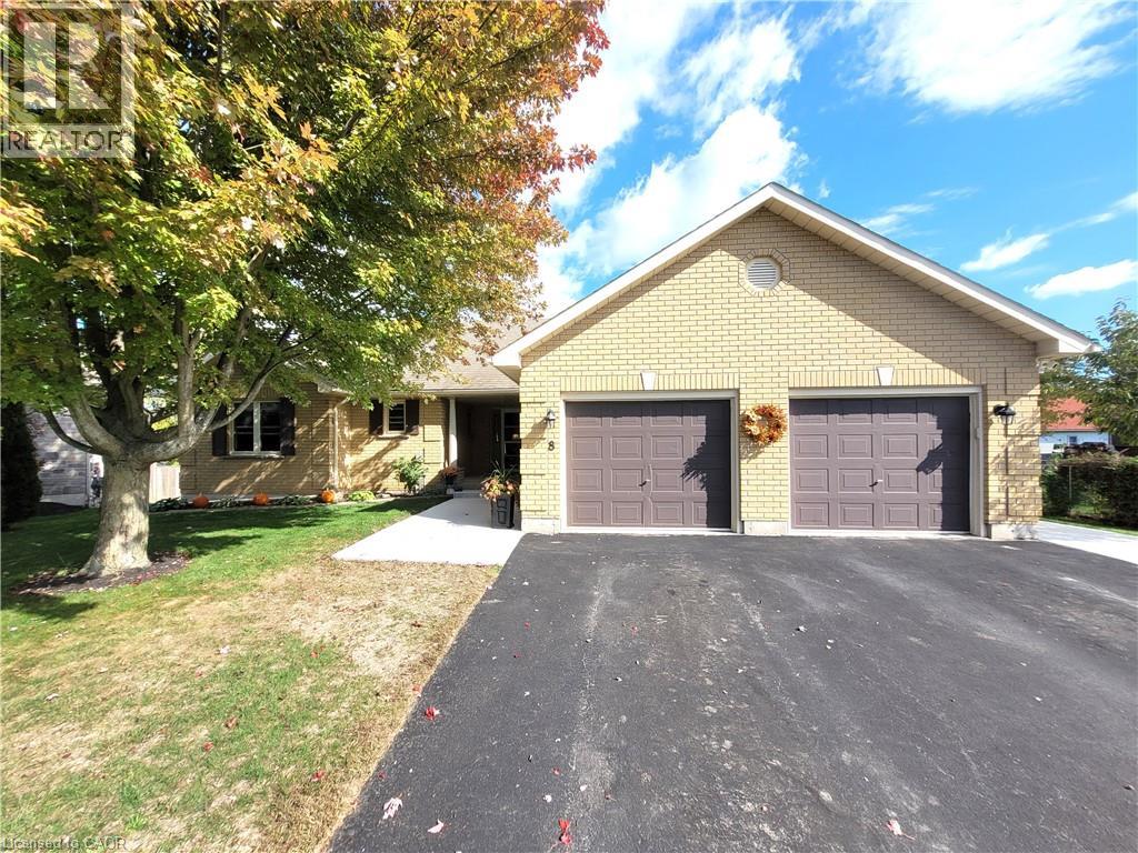 8 SIMON Court, Waterford, Ontario