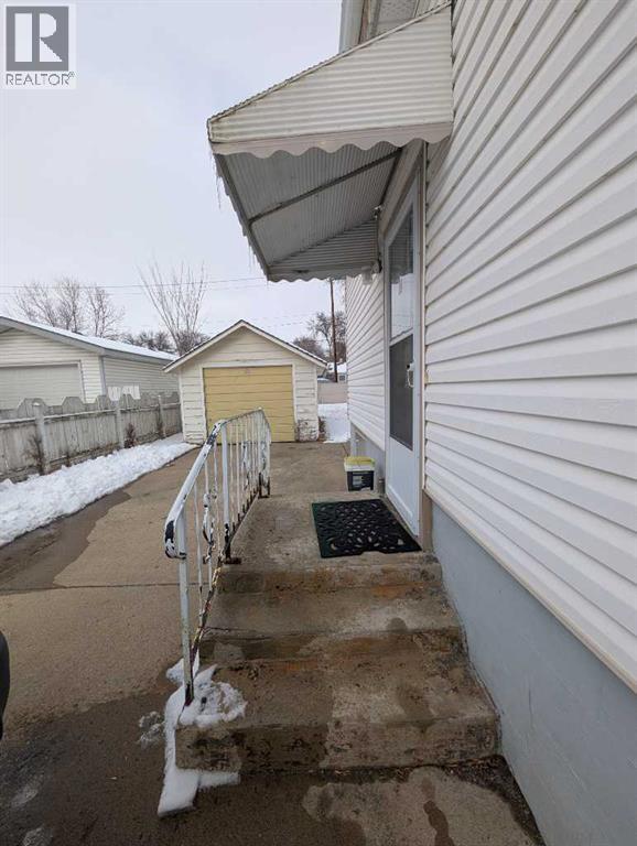 46 2 Street Nw, Medicine Hat, Alberta  T1A 6J1 - Photo 26 - A2291440