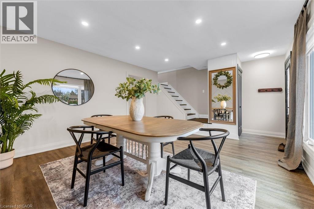 18 Bentley Place, Hamilton, Ontario  L9C 2R4 - Photo 2 - 40812851