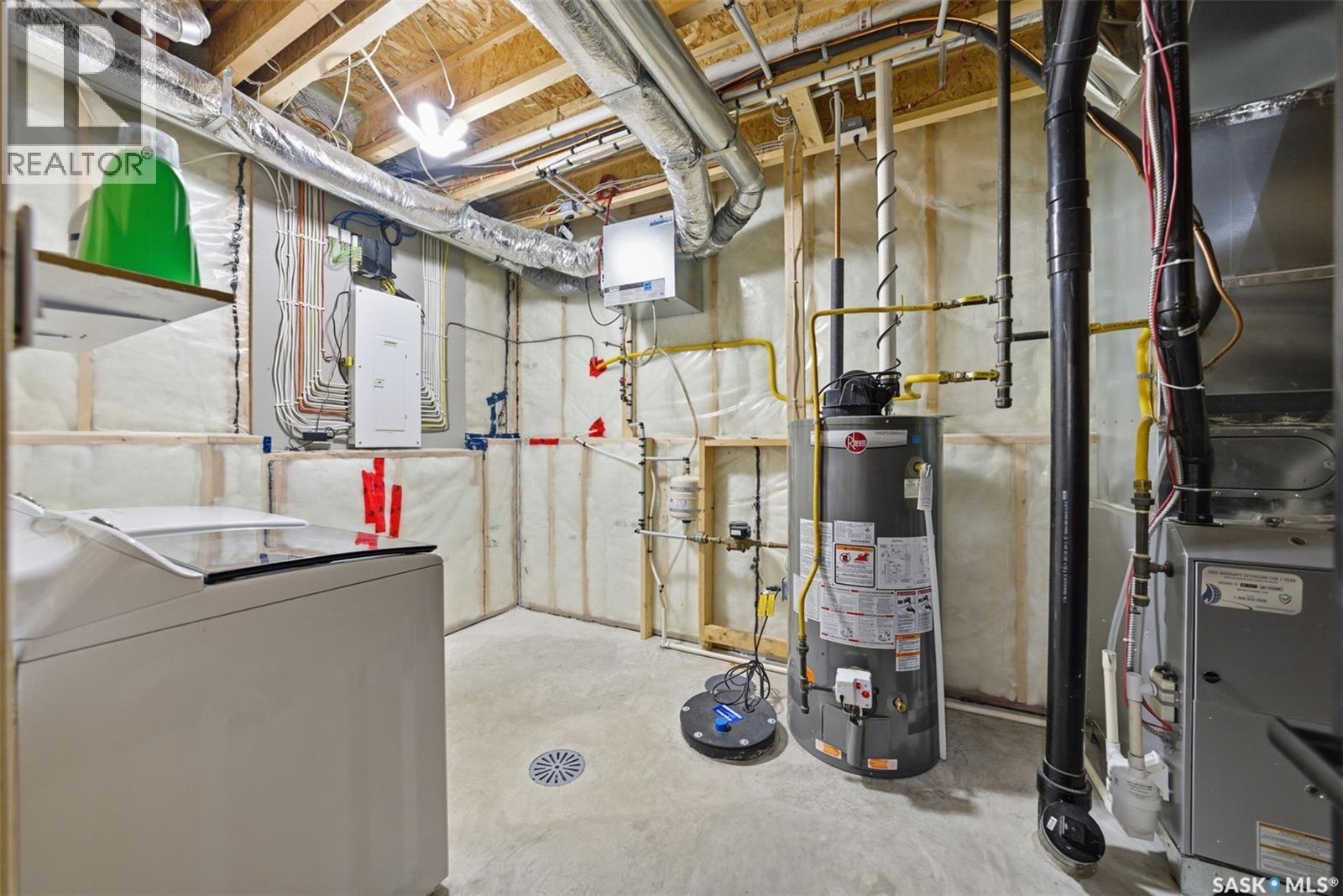 805 Weir Crescent, Warman, Saskatchewan  S0K 4S4 - Photo 28 - SK030680