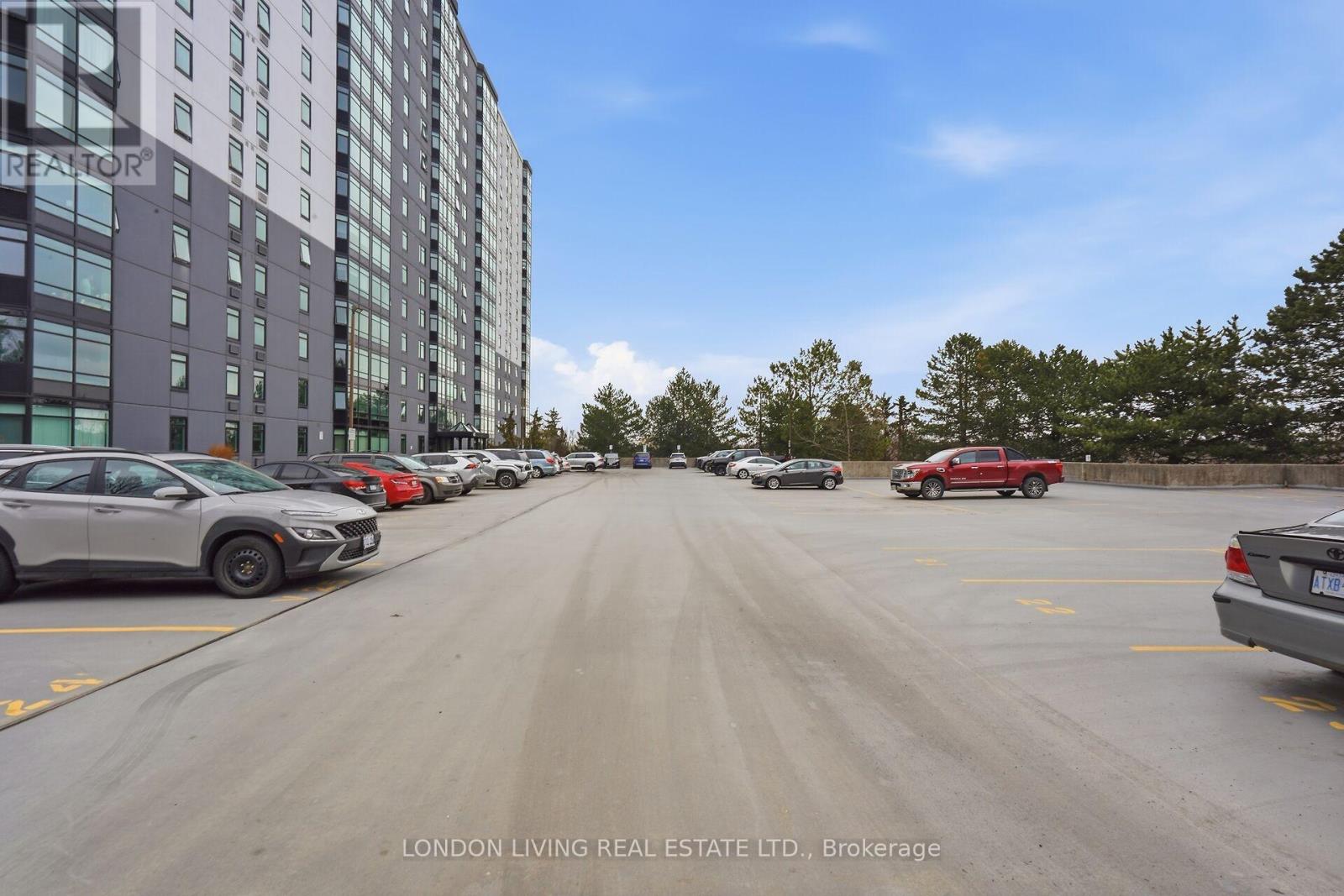 709 - 45 Pond Mills Road, London South, Ontario  N5Z 4W5 - Photo 41 - X12896258