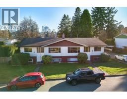 <div class="price">$2,388,000</div> 4086/ 4088 Lister Court, Burnaby<br><div style="margin-bottom:8px;"><small>Sutton Group-West Coast Realty</small></div><div class='bed_bath'>8 Bed | 4 Bath</div>