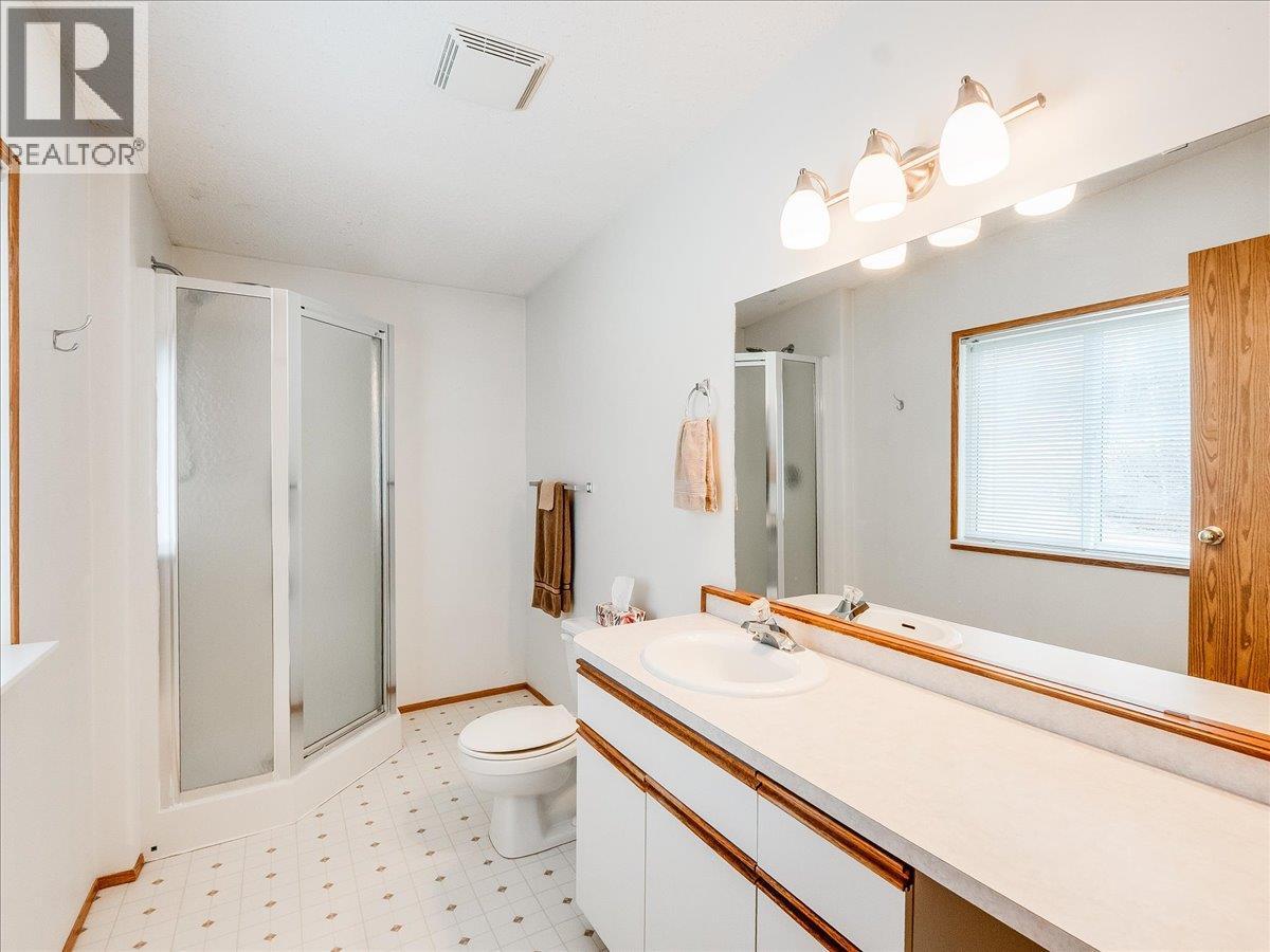 1956 Soukoroff Road, Pass Creek, British Columbia  V1N 4S9 - Photo 39 - 10379134