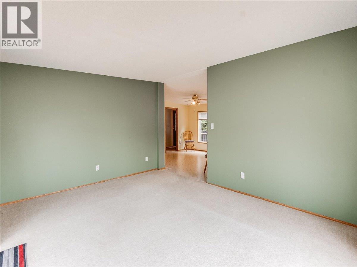 1956 Soukoroff Road, Pass Creek, British Columbia  V1N 4S9 - Photo 29 - 10379134