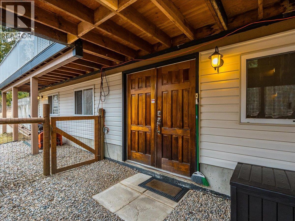 1956 Soukoroff Road, Pass Creek, British Columbia  V1N 4S9 - Photo 49 - 10379134