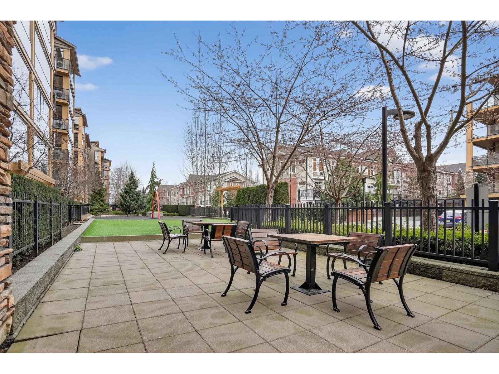 207 8067 207 Street, Langley, British Columbia  V2Y 0N9 - Photo 3 - R3100693