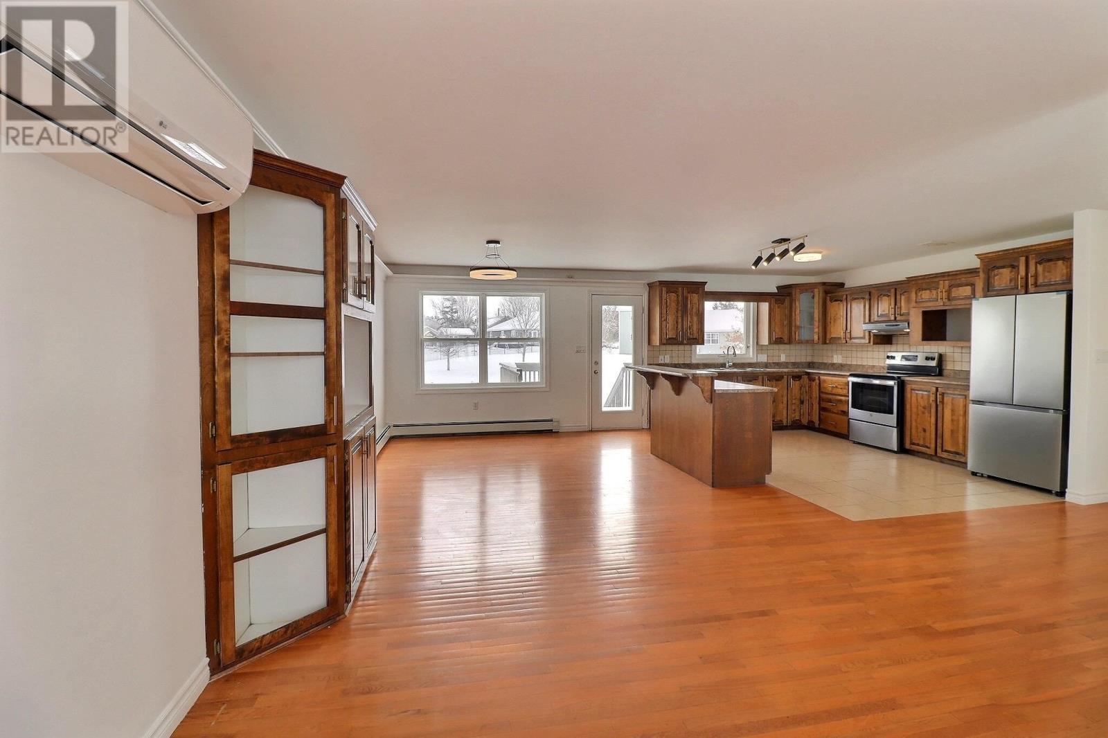 84 Bonavista Avenue, Stratford, Prince Edward Island  C1B 0E6 - Photo 5 - 202604842