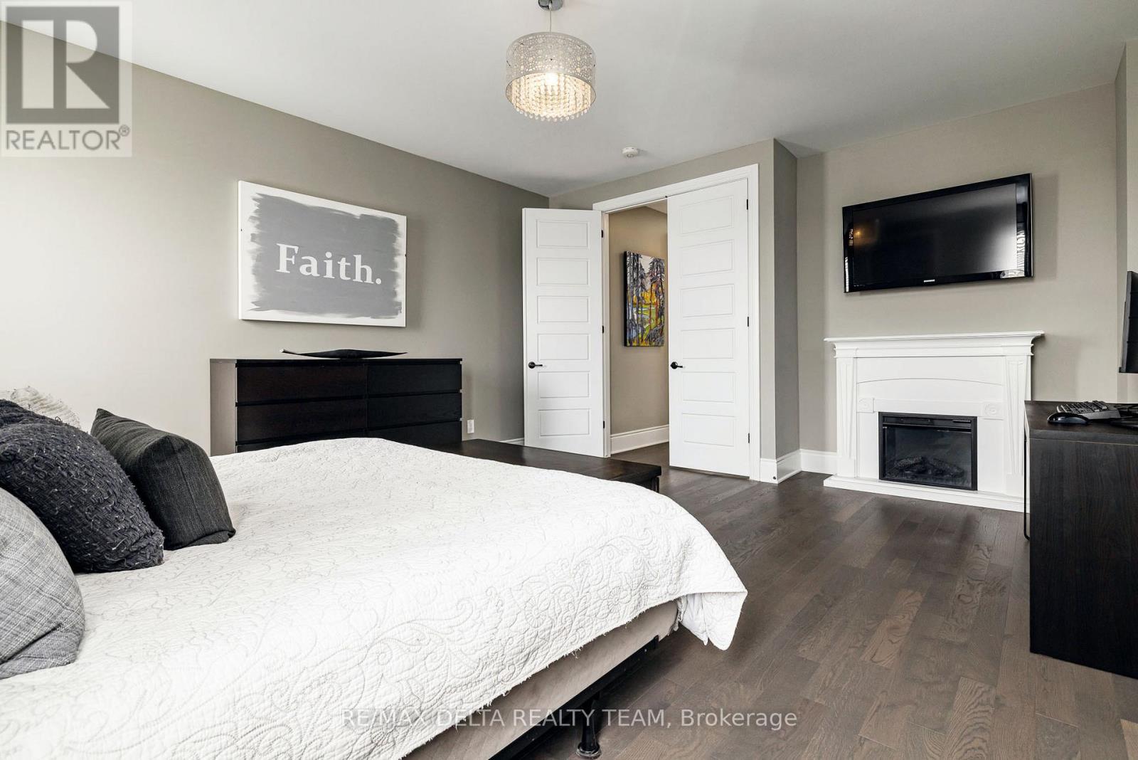 199 Bartonia Circle, Ottawa, Ontario  K4A 1E2 - Photo 23 - X12896314