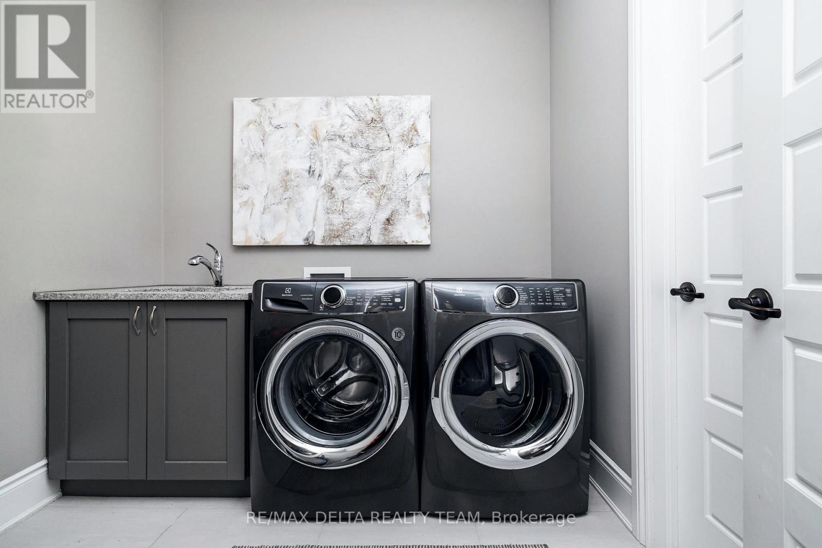 199 Bartonia Circle, Ottawa, Ontario  K4A 1E2 - Photo 32 - X12896314