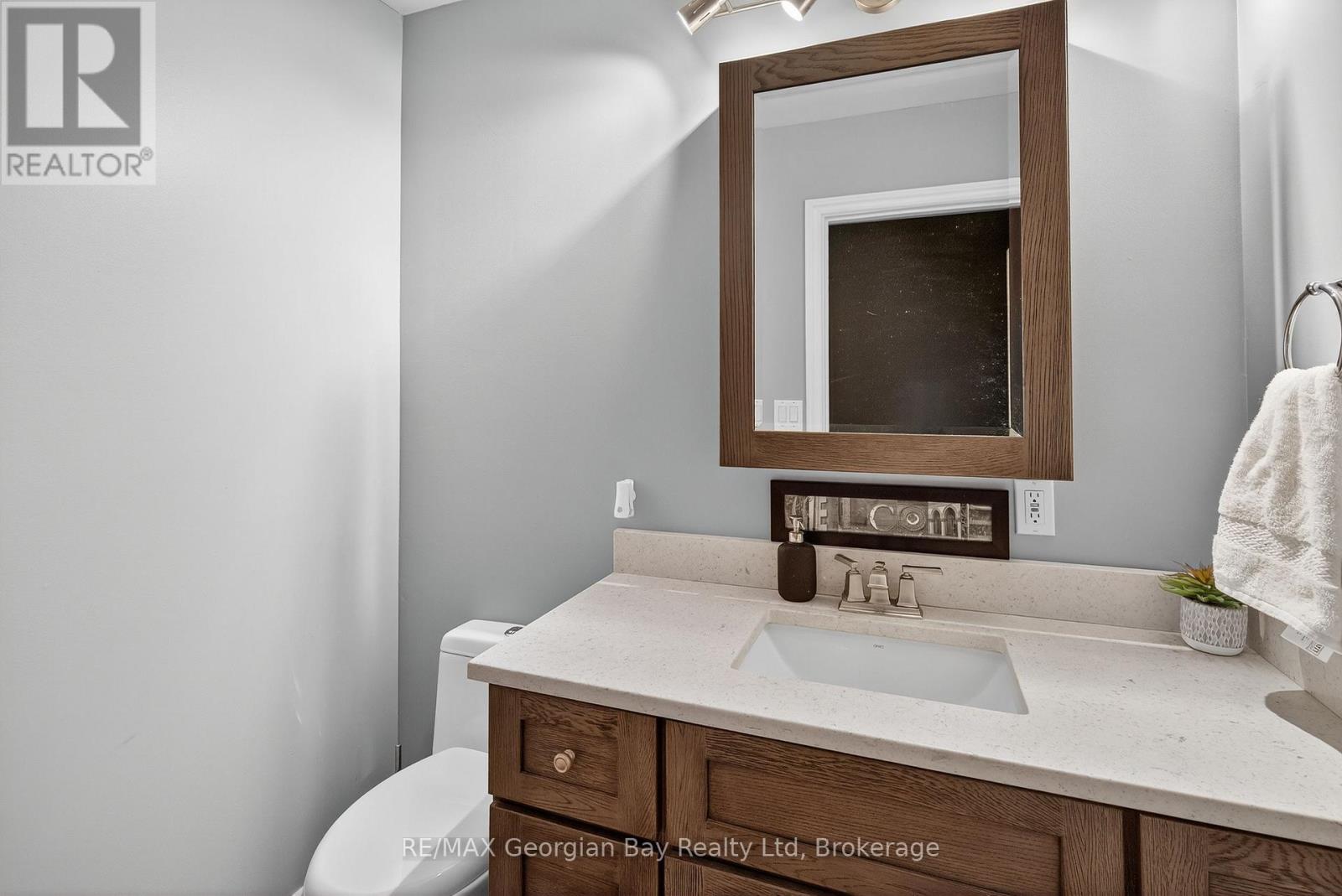 93 Edward Street, Penetanguishene, Ontario  L9M 1J3 - Photo 20 - S12756554