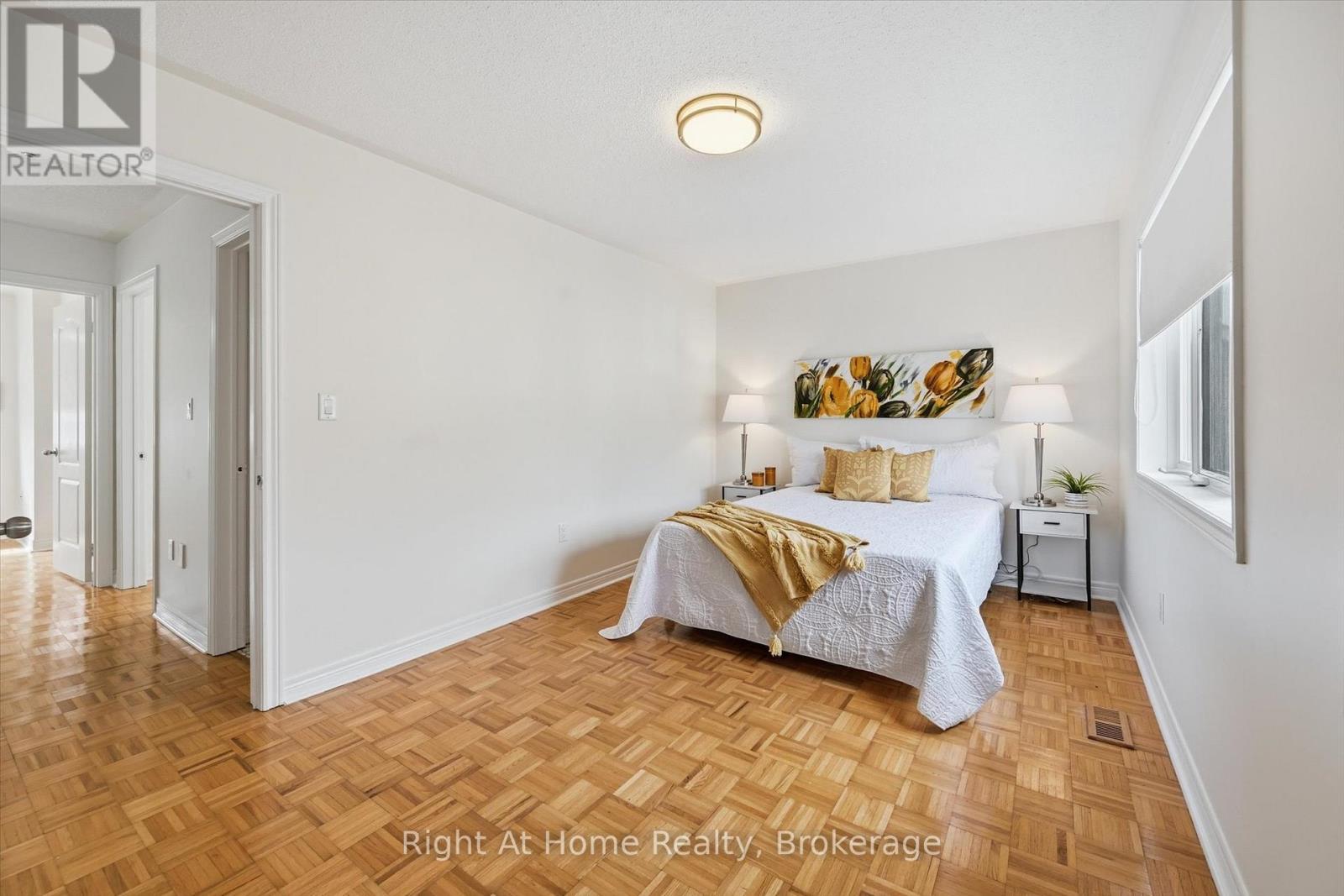 2255 Hummingbird Way, Oakville, Ontario  L6M 3Z7 - Photo 24 - W12896264