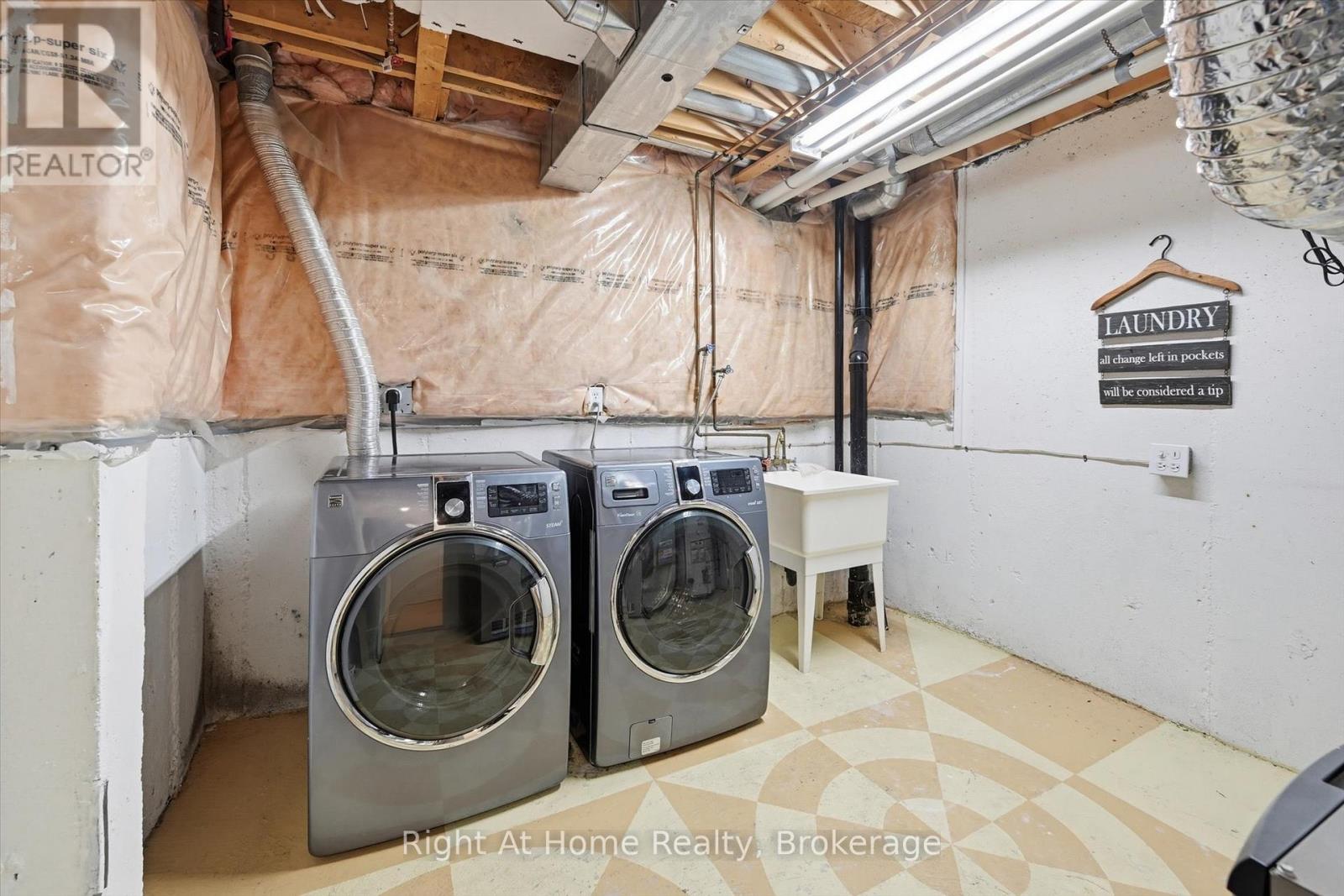 2255 Hummingbird Way, Oakville, Ontario  L6M 3Z7 - Photo 44 - W12896264