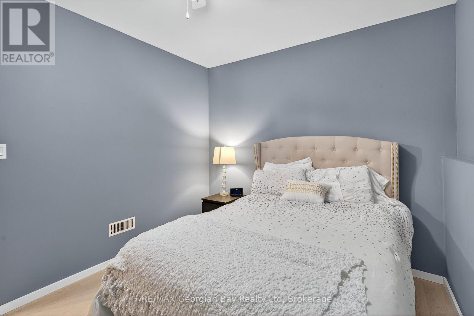 93 Edward Street, Penetanguishene, Ontario  L9M 1J3 - Photo 29 - S12756554