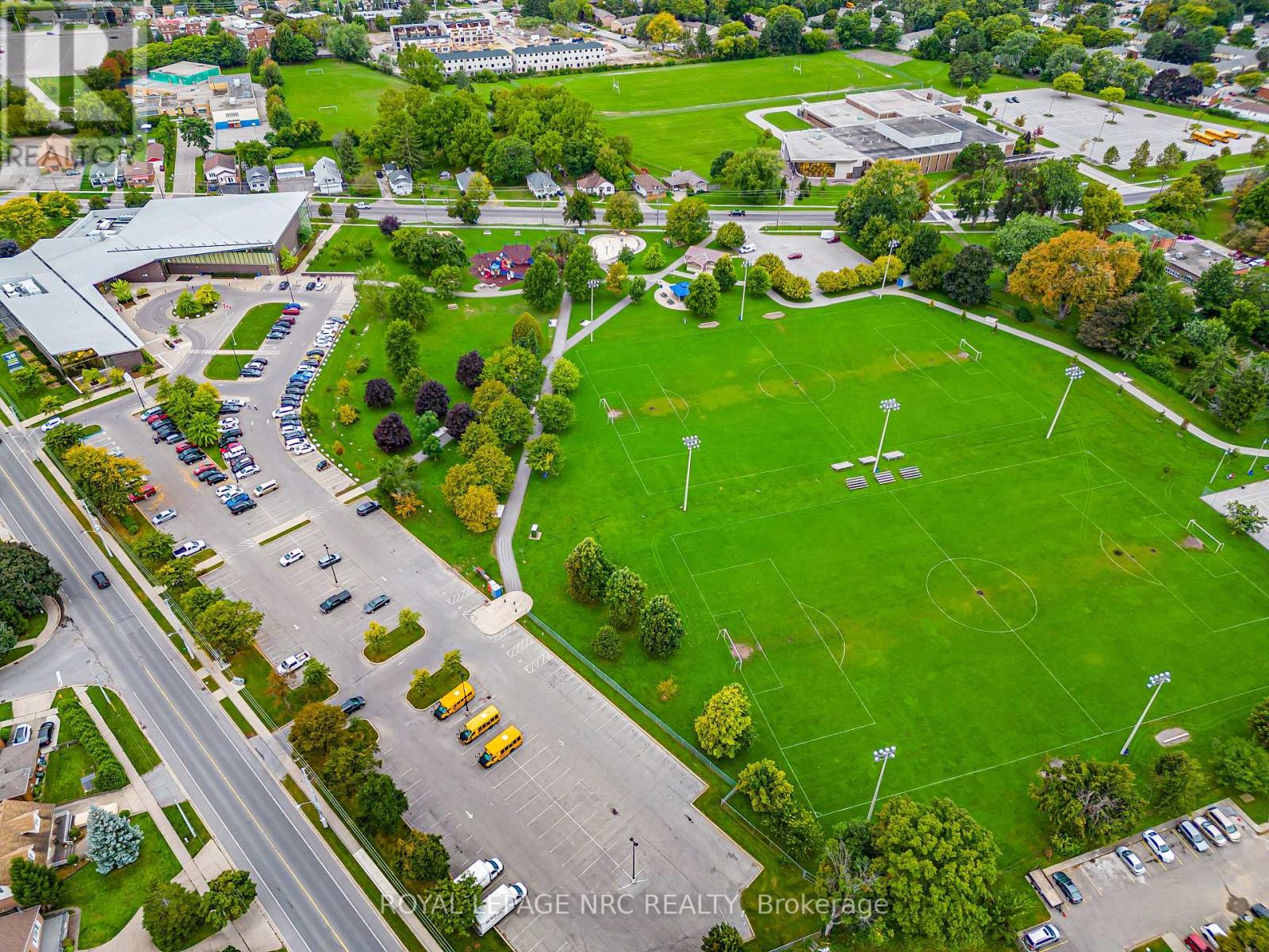 7 - 454 Carlton Street, St. Catharines, Ontario  L2M 4X1 - Photo 10 - X12896322