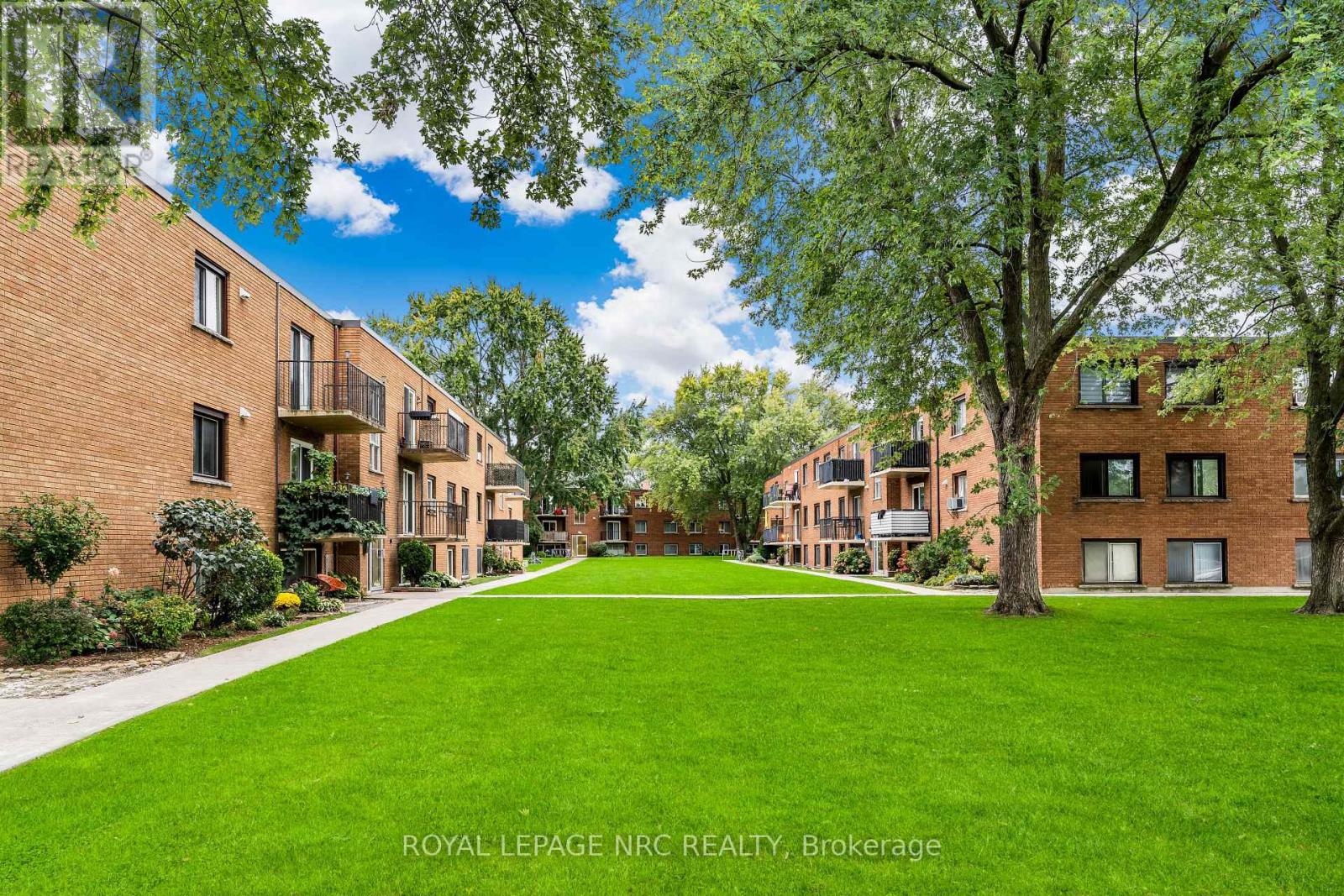 7 - 454 Carlton Street, St. Catharines, Ontario  L2M 4X1 - Photo 9 - X12896322