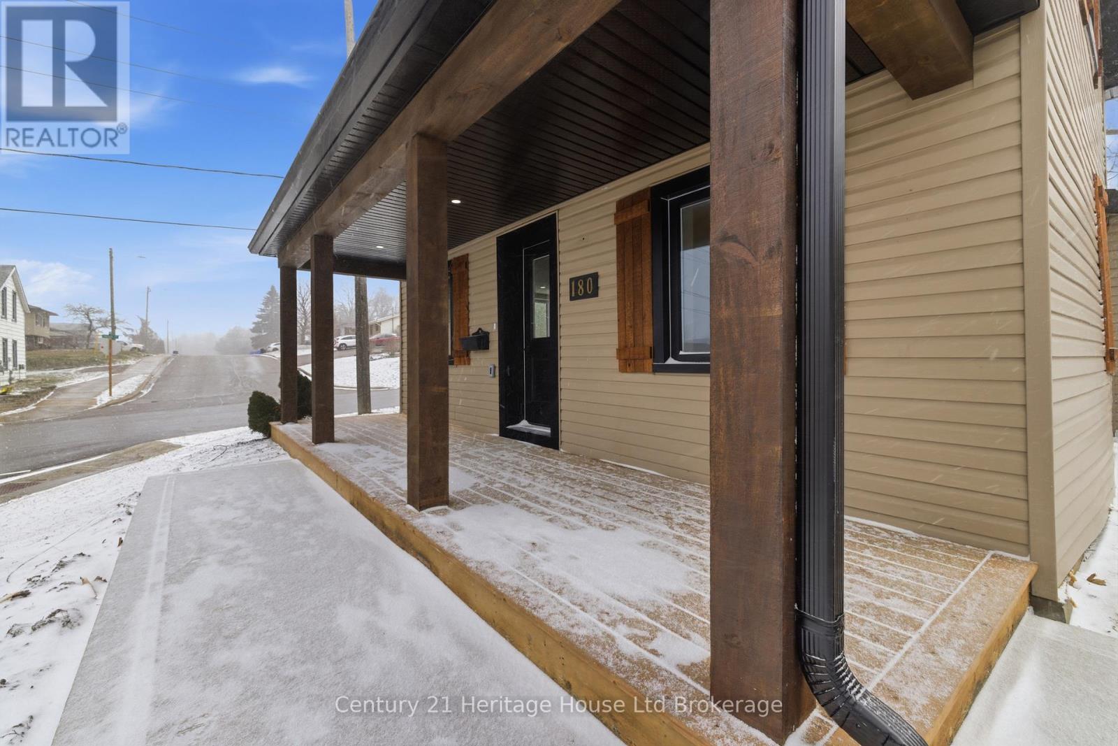 180 Cherry Street W, Ingersoll (Ingersoll - South), Ontario  N5C 1H9 - Photo 2 - X12896348