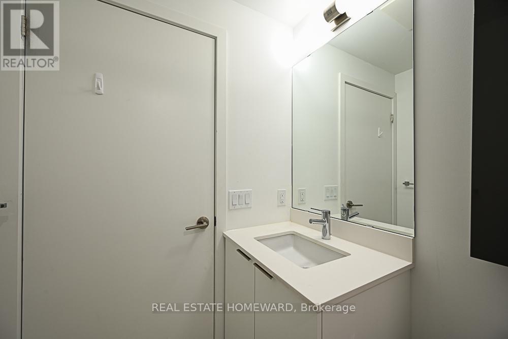 1702 - 7 Golden Lion Heights, Toronto, Ontario  M2M 0C1 - Photo 21 - C12896278