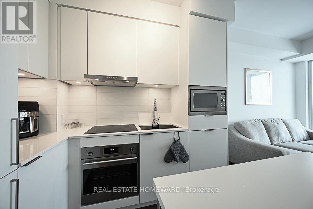 1702 - 7 Golden Lion Heights, Toronto, Ontario  M2M 0C1 - Photo 9 - C12896278