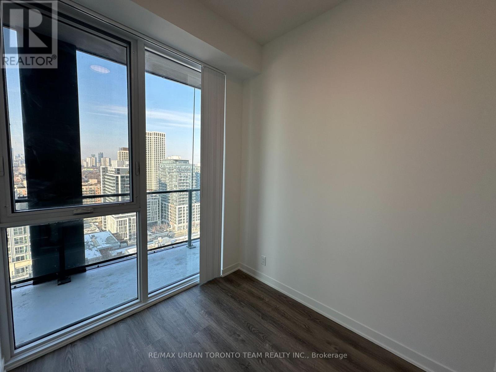 2502 - 180 Front Street E, Toronto, Ontario  M5A 0K9 - Photo 6 - C12896318