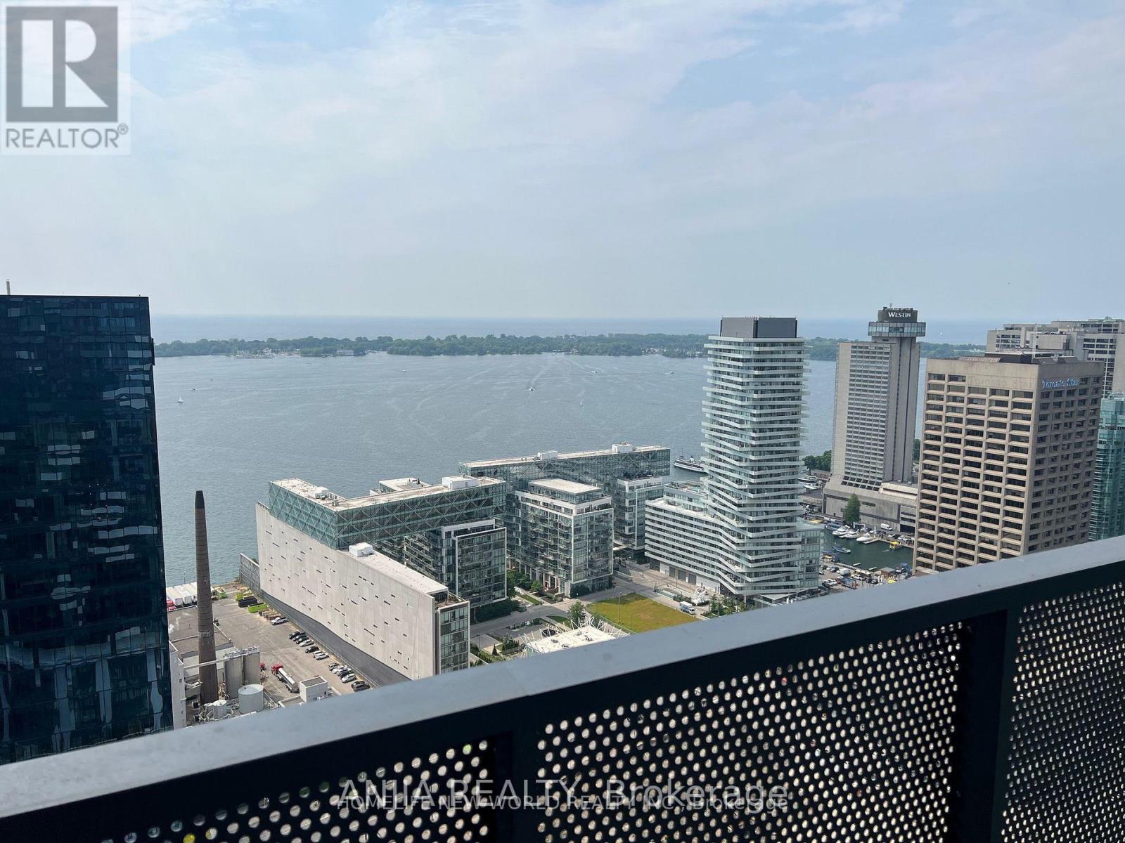 4211 - 55 Cooper Street, Toronto, Ontario  M5E 0G1 - Photo 13 - C12896326