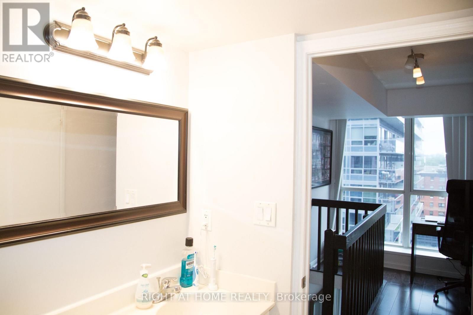 1018 - 1029 King Street W, Toronto, Ontario  M6K 3M9 - Photo 16 - C12896330