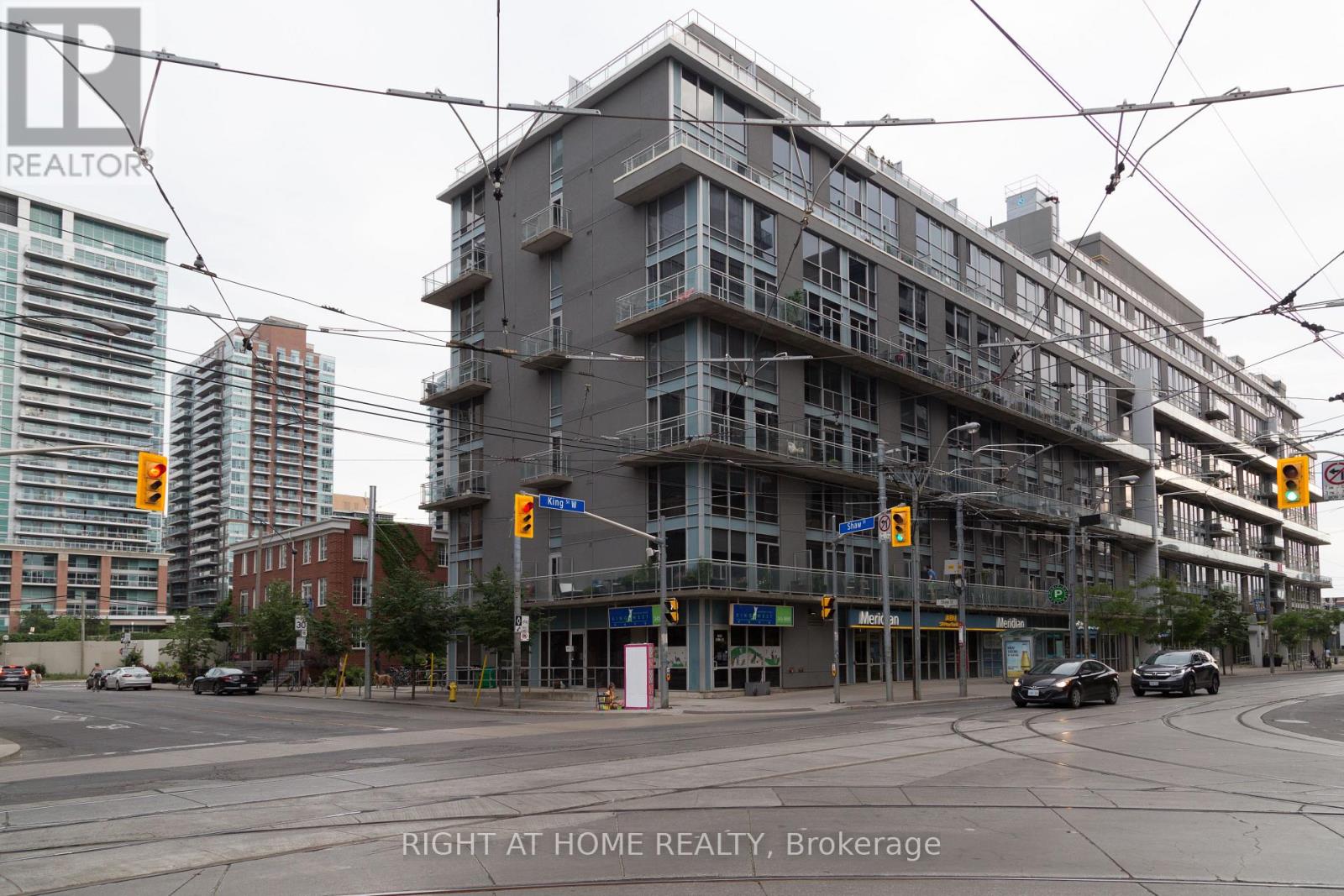 1018 - 1029 King Street W, Toronto, Ontario  M6K 3M9 - Photo 2 - C12896330