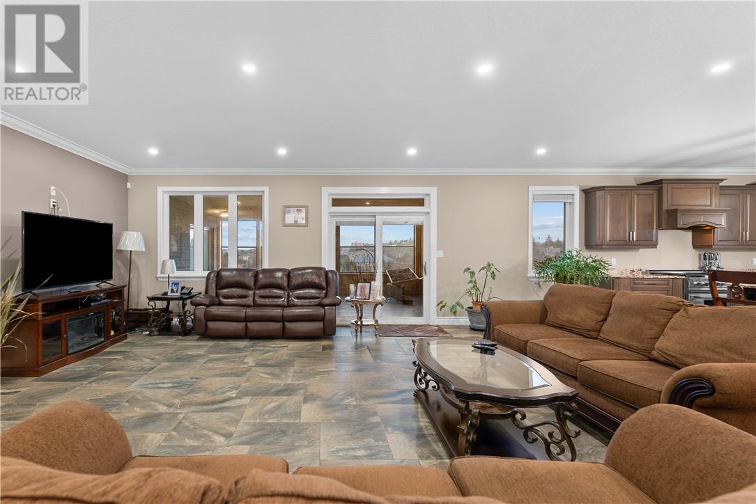 3 Columba Terrace, Sudbury, Ontario  P3E 0B3 - Photo 28 - 2126822