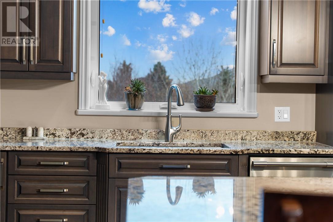 3 Columba Terrace, Sudbury, Ontario  P3E 0B3 - Photo 21 - 2126822