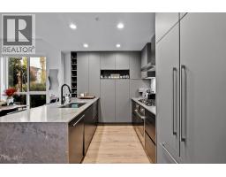 <div class="price">$589,900</div> 205 55 Klahanie Drive, Port Moody<br><div style="margin-bottom:8px;"><small>Oakwyn Realty Ltd.</small></div><div class='bed_bath'>1 Bed | 1 Bath</div>