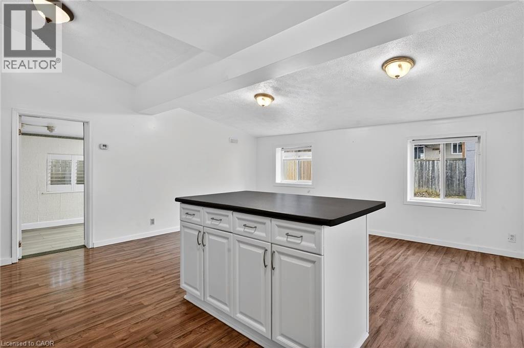 93 Walnut Street, Brantford, Ontario  N3T 1H3 - Photo 21 - 40813159