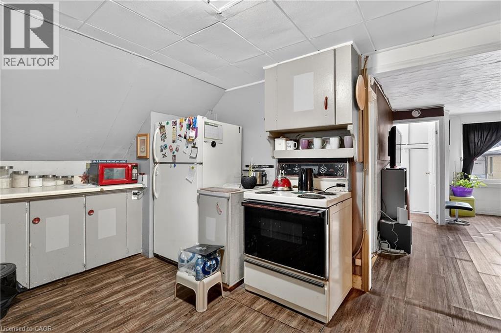 93 Walnut Street, Brantford, Ontario  N3T 1H3 - Photo 32 - 40813159