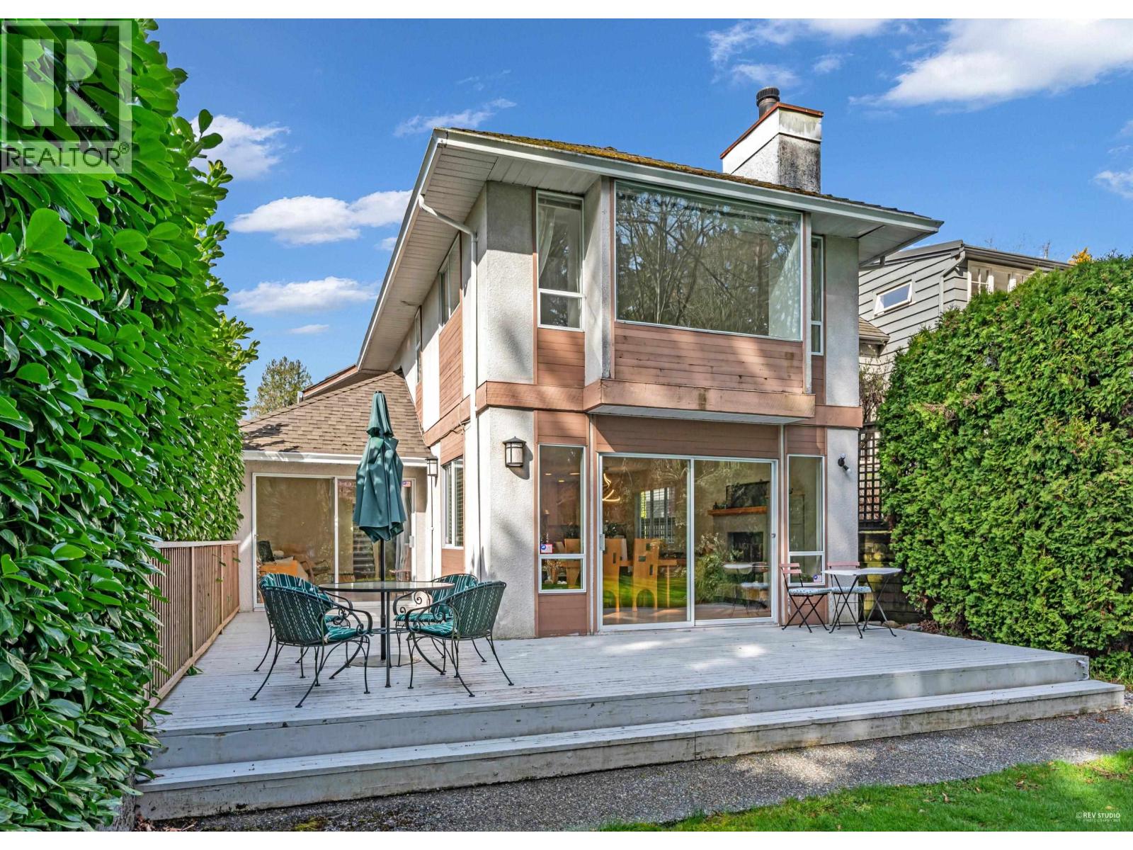 1006 Sinclair Street, West Vancouver, British Columbia  V7V 3V9 - Photo 1 - R3101098