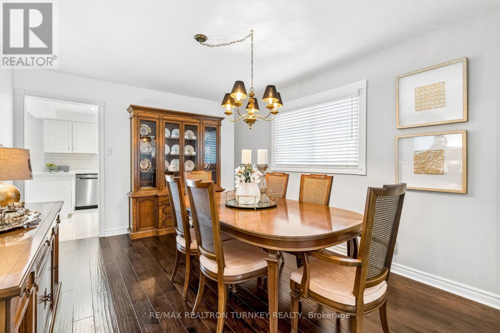 70 Keffer Circle, Newmarket, Ontario  L3X 1R8 - Photo 17 - N12896312