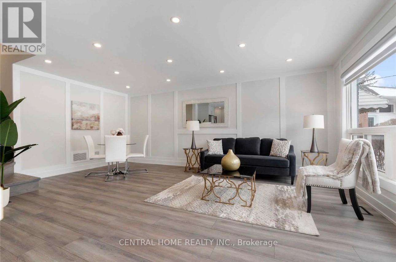 139 Maurice Court, Newmarket, Ontario  L3Y 2W1 - Photo 5 - N12896324