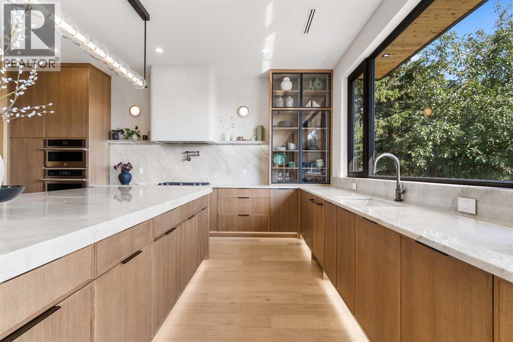 692 West Chestermere Drive, Chestermere, Alberta  T1X 1B5 - Photo 7 - A2288918