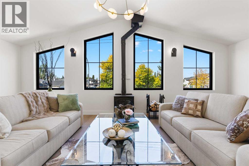 692 West Chestermere Drive, Chestermere, Alberta  T1X 1B5 - Photo 23 - A2288918