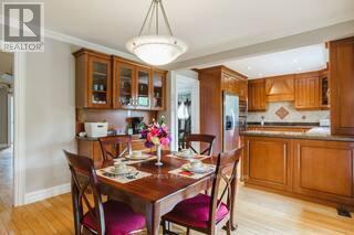 4562 Penhallow Road, Mississauga, Ontario  L5V 1E8 - Photo 8 - W12896250