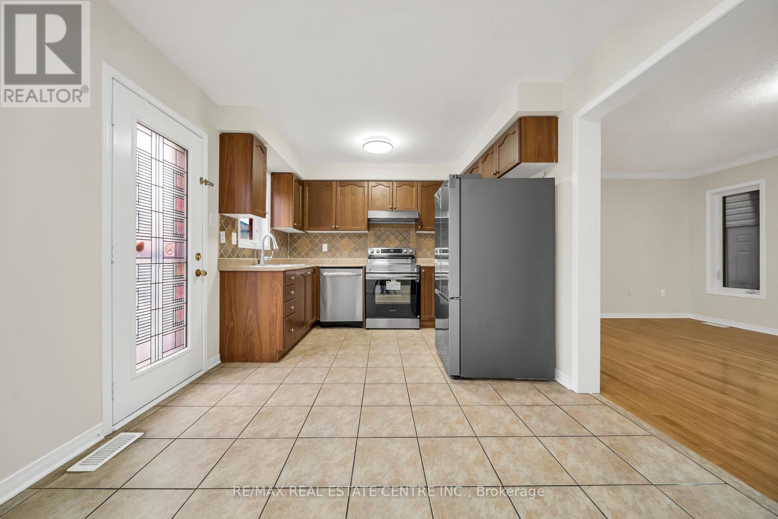 20 Tanasi Road, Brampton, Ontario  L6X 0K4 - Photo 15 - W12896270