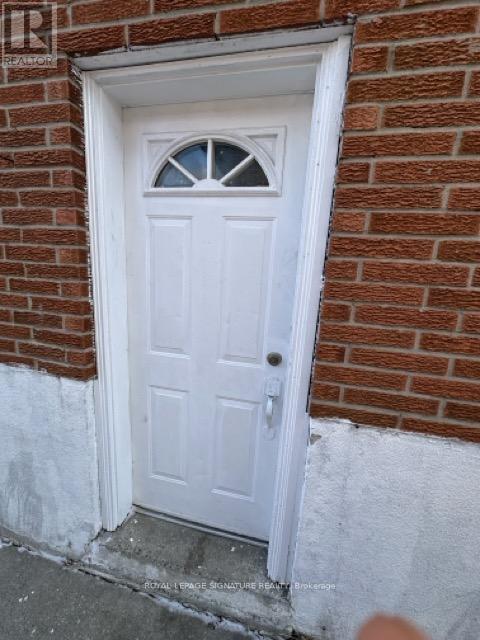 Bsmt 2 - 4129 Brandon Gate Drive, Mississauga, Ontario  L4T 3P3 - Photo 12 - W12896288