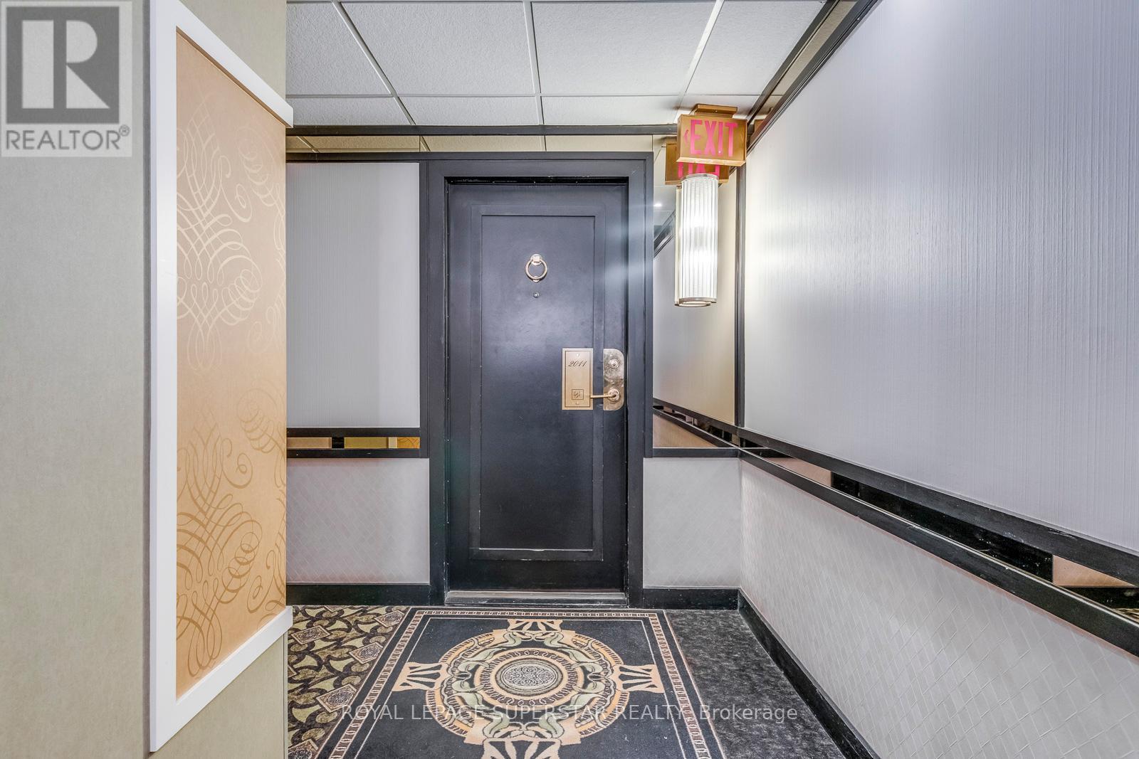 2011 - 2045 Lakeshore Boulevard W, Toronto, Ontario  M8V 2Z6 - Photo 4 - W12896316